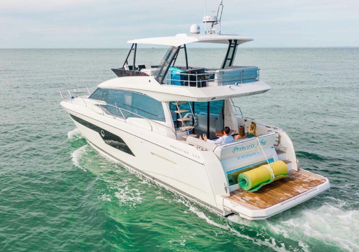 Things To Do Vaycay Prestige 520